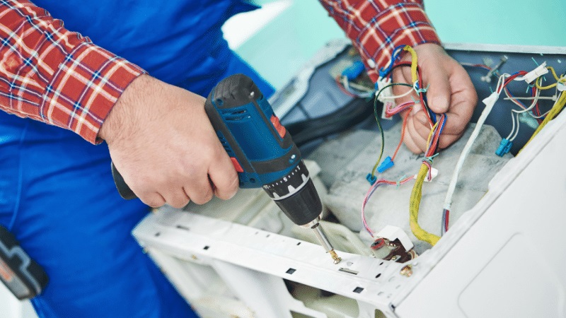 Pursaklar Maktek Maktek çamaşır makinesi kart tamiri – Su almama arızası orijinal parça ile giderildi. - Teknik servis örneği